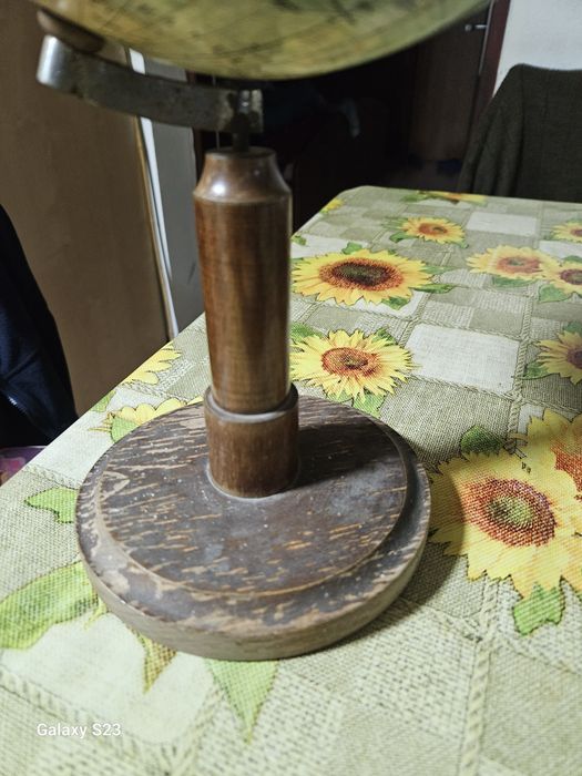 Glob pământesc  de Epoca