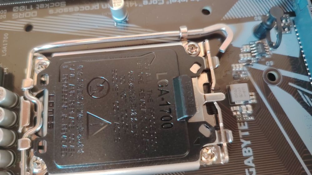 Placa de baza gigabyte H10M S2H V2