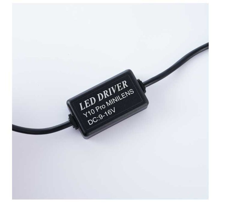 LED крушки с лупа Y10 H4 – 6000K, 6400LM, CANBUS