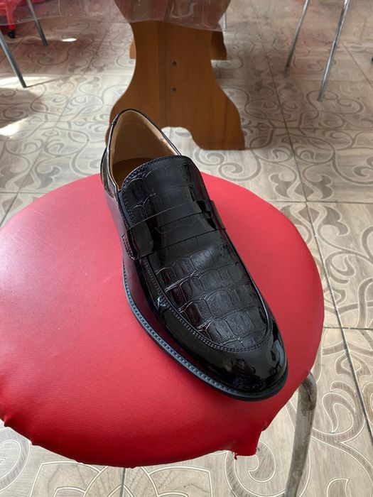 Новые мужские туфли 43 размер