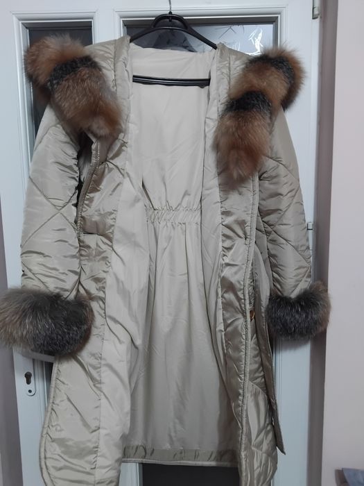 Geaca cu blană de vulpe veritabilă