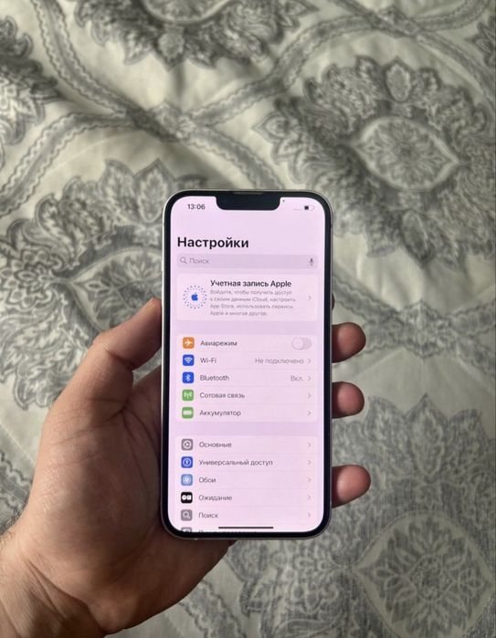 Продам iPhone 13