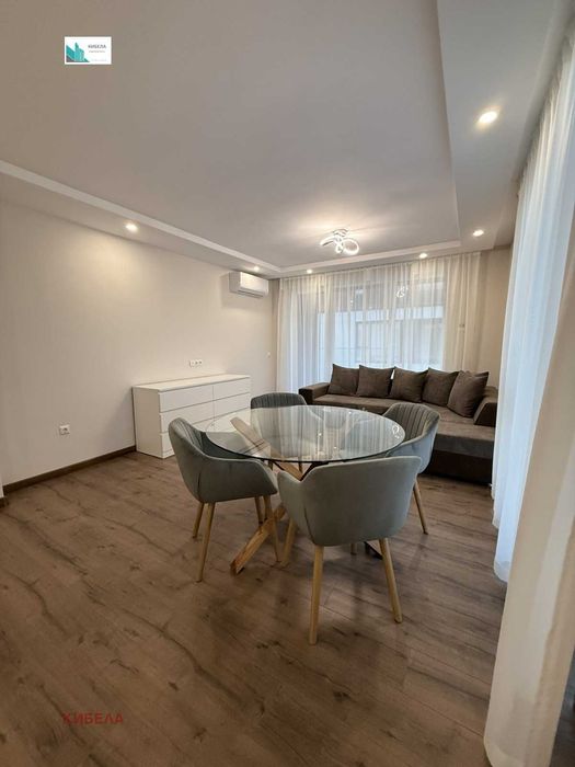 Даваме Под Наем Двустаен Апартамент В Военна рампа