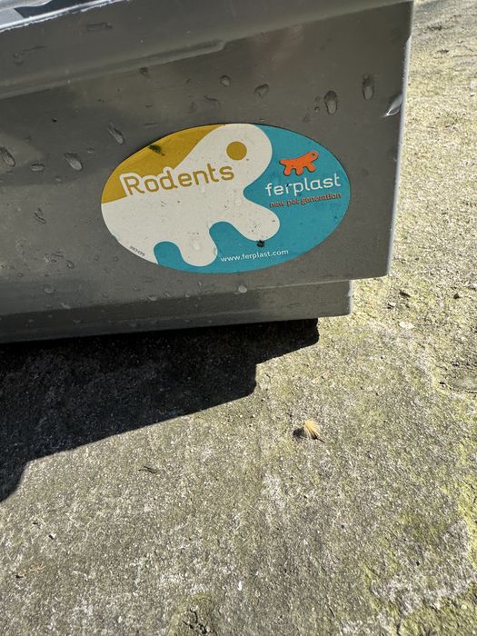 Клетка за домашни любимки