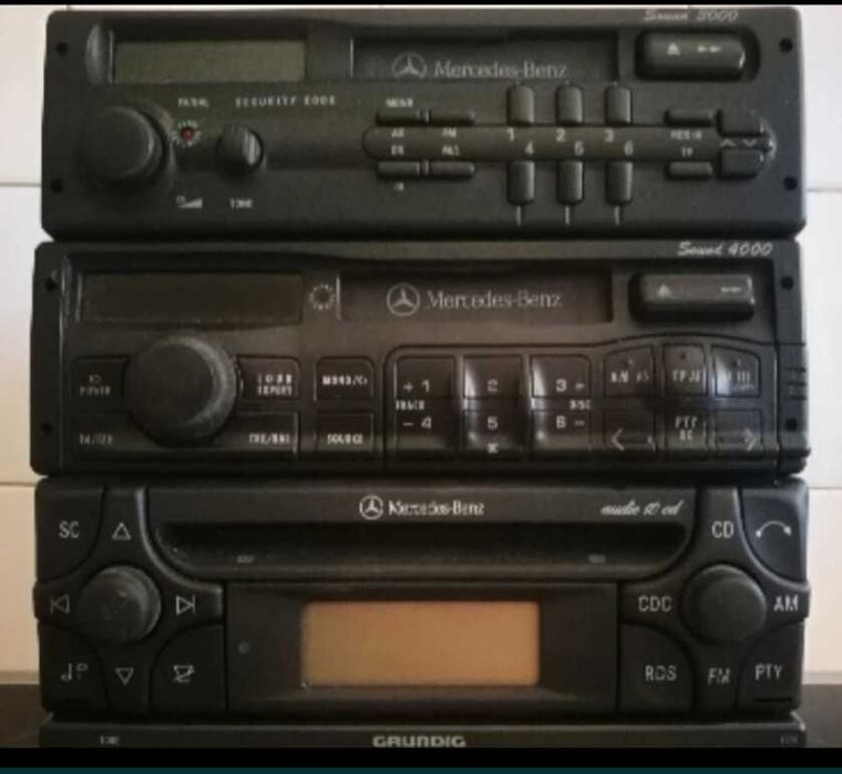 Радио CD за кола VW Ауди Шкода Сеат Пежо C4, С1 Айго Мерцедес Шавролет