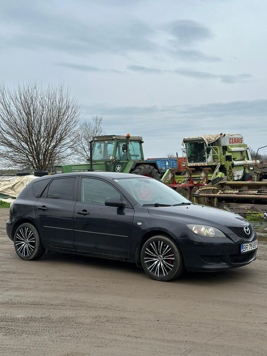 Vând Mazda 3 motor 1.6