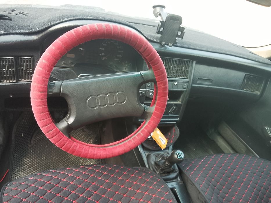Продам Ауди 80 б3