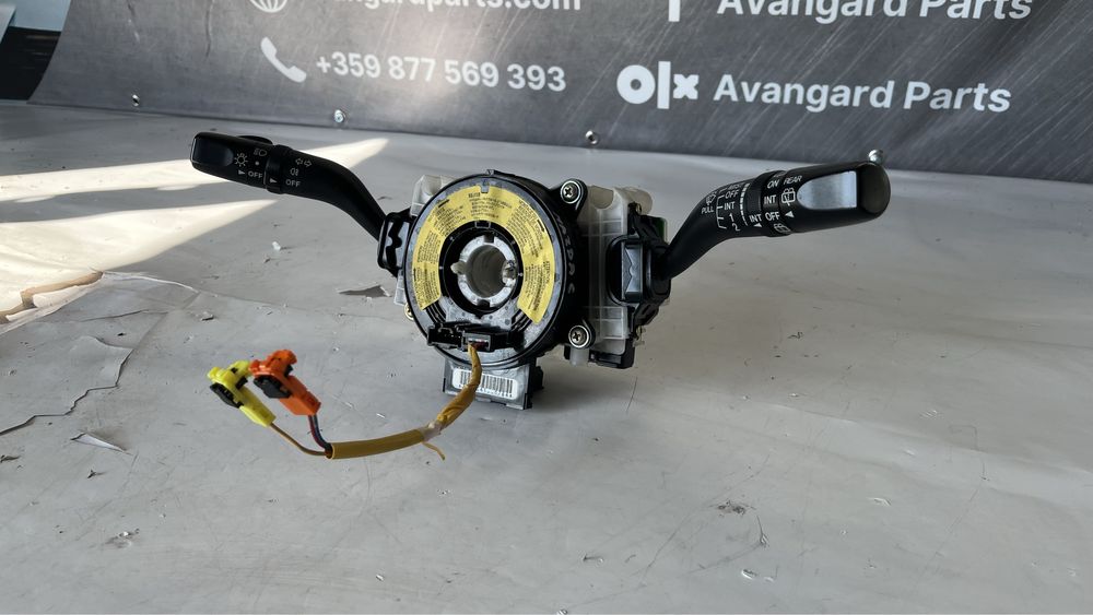 Кормилна конзола с лостчета Mazda 6 (2002-2008)