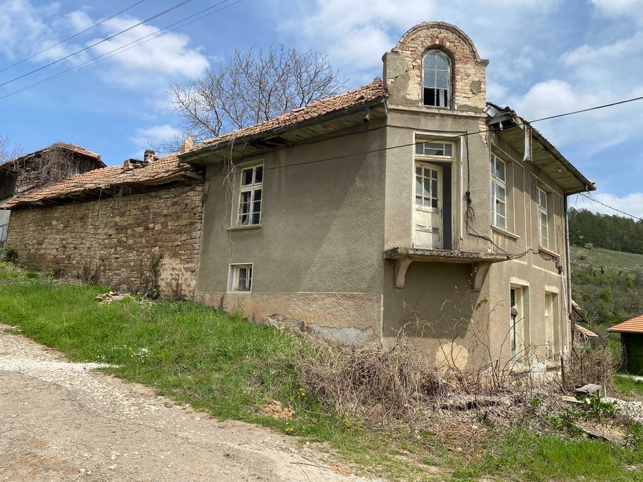 Къща в село Крамолин