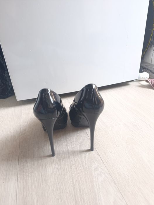 Туфли женские шпилька