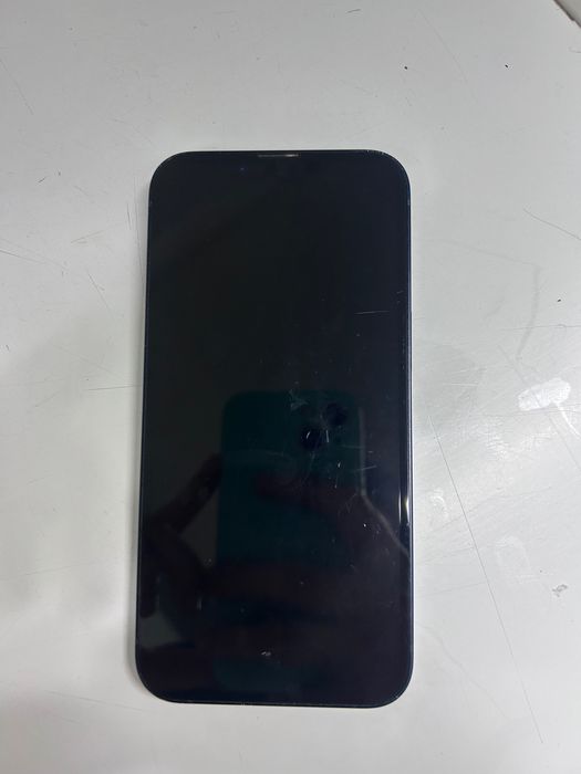 iPhone 14 темно синний цвет