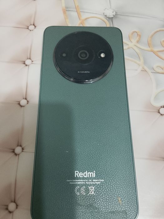 Мобильный телефон