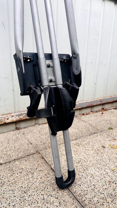 Bare transversale THULE SquareBar Evo 150 + suport bicicleta