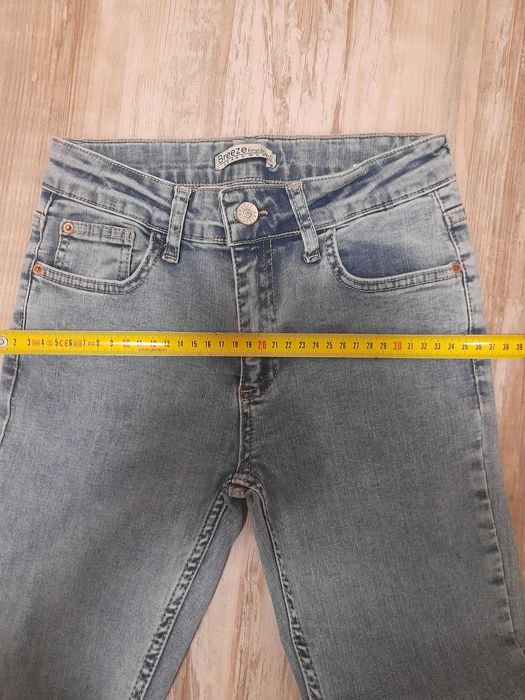 Детски дънки за момиче