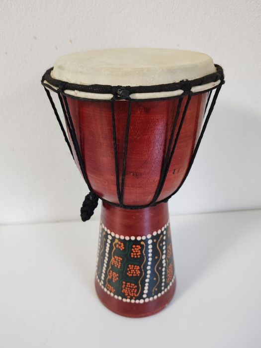 Tobă djembe 30 cm, realizată din lemn masiv