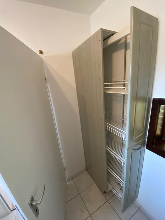 Mobilă de bucătărie