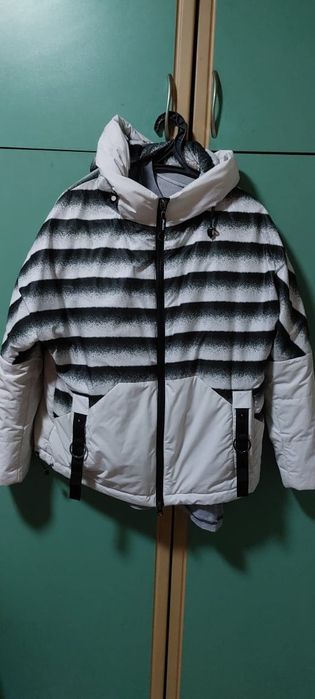 Продам   почти  новые  размер  46-:48