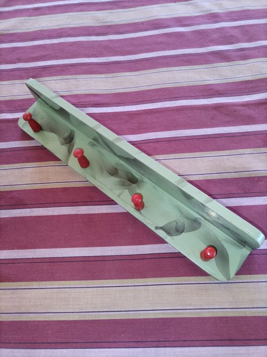 Антики - стари вещи.