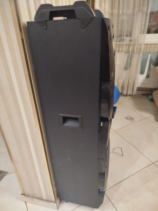 Активнa  тонколона АKAI