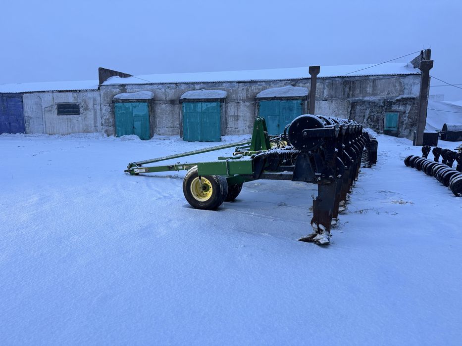 Глубокорыхлитель прицепной