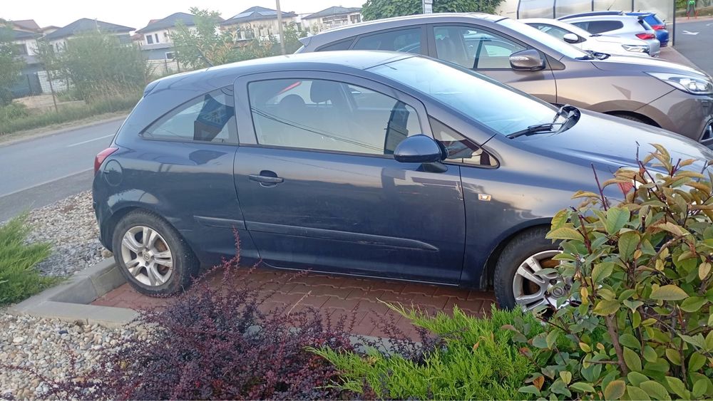Opel corsa  coupe 1.3 cdti