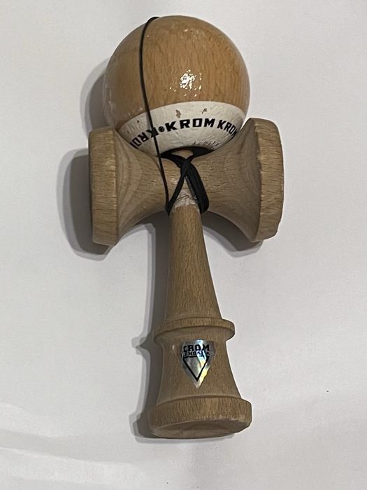 Kendama krom pop