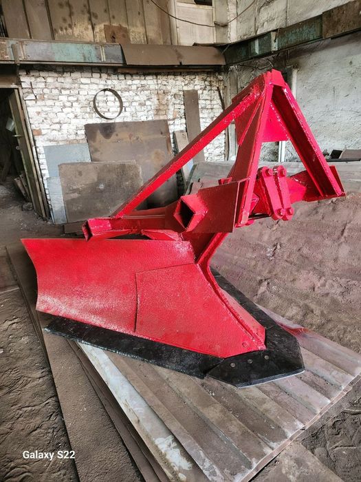 Каналокопател сотилади.