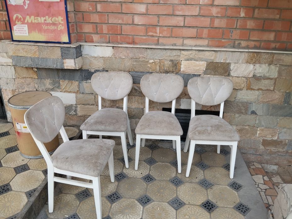 Стуллар сотилади