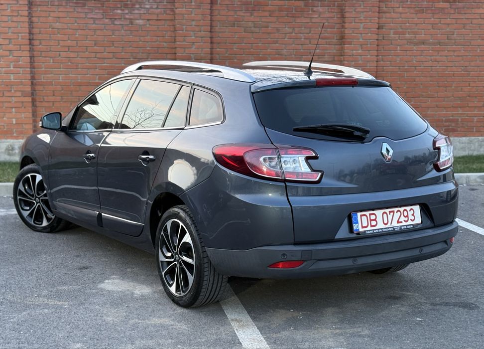 Renault Megane BOSE / R-Link / 1.5 DCi / 2015 / 2 randuri jante