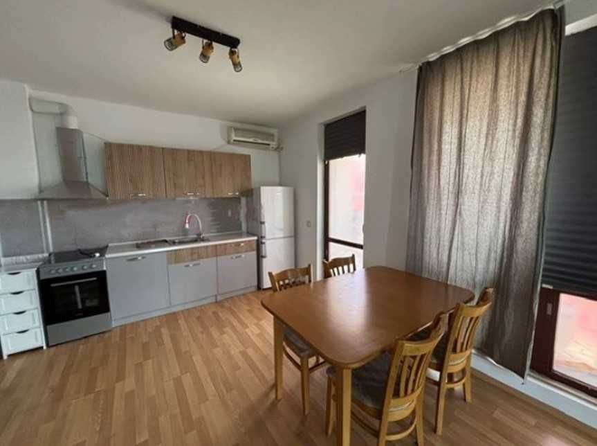 Дава се под наем Двустаен апартамент в София, Редута - 67 кв.м за 561 € - Снимка #2