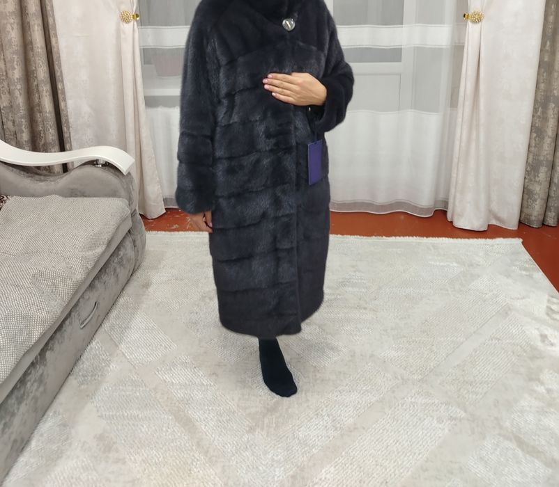 Продам норковую шубу