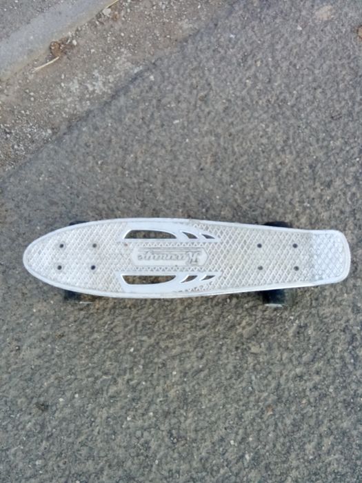 ‼️ iau doar cash‼️skateboard copii 8 9 10 11 12 13 14 15 ani în stare bună