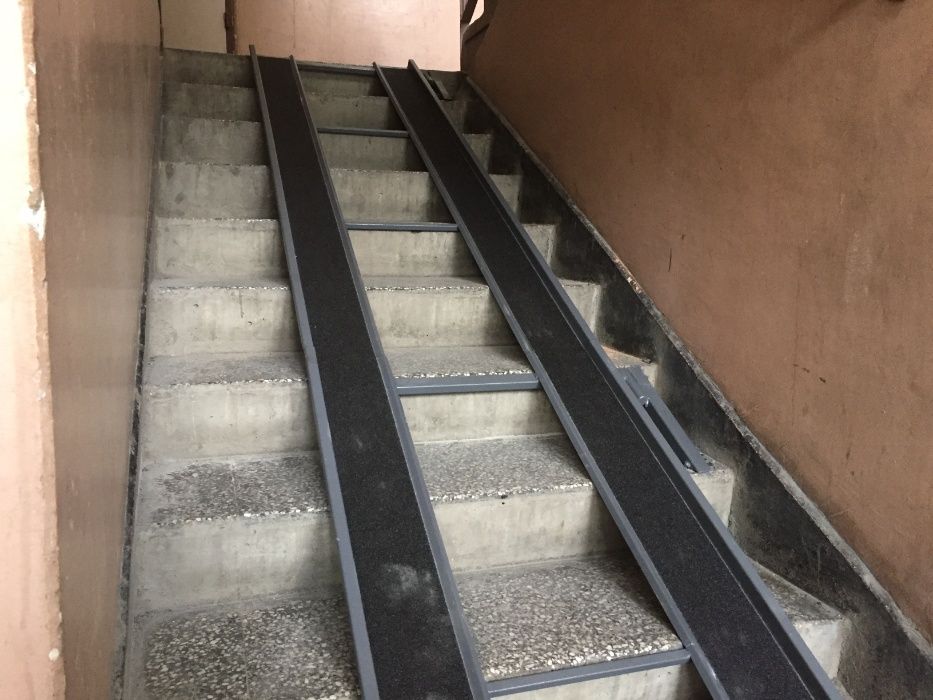 Заварчик - метални конструкции, заваръчни услуги.