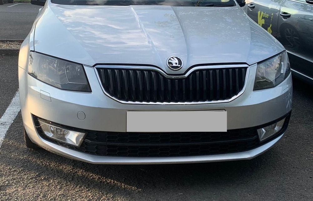 DEZMEMBREZ Piese Auto Skoda Octavia 3 Motor 1.6 Diesel cod CLH Euro 6 Cutie viteze Automata 7G Fata Completa Bara Fata capota Far aripa portiera fata spate Stanga dreapta portbagaj Interior piele Navigatie