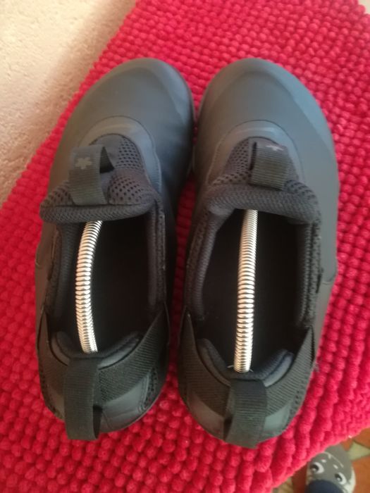 Adidași Nike nr 42 ușori și lati bărbați