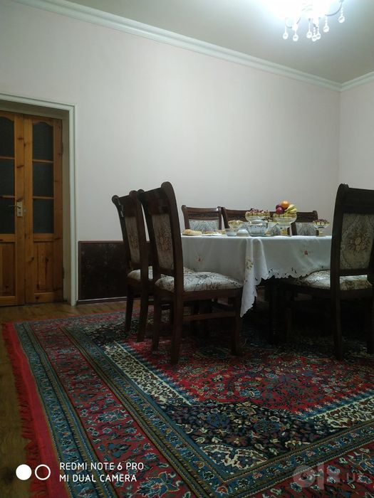 Hovli sotiladi 8 sotix