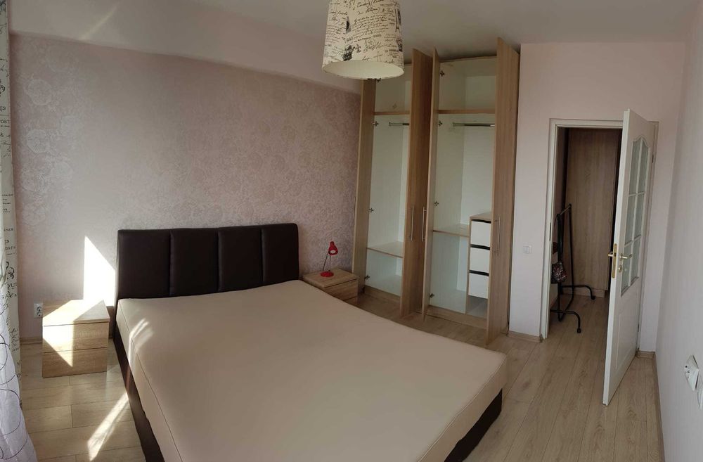 PF apartament 2 camere, loc de parcare - Tatarasi (Penta) 400 eur. Utilat - CT,AC, masina de spalat vase. Curte si scara cu supraveghere video