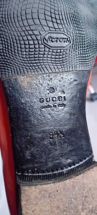 Pantofi de piele Gucci, marime 39