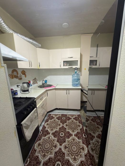 Сдаю свою 3-комнатную квартиру (без маклеров) на 2 этаже,рядом Экобаза