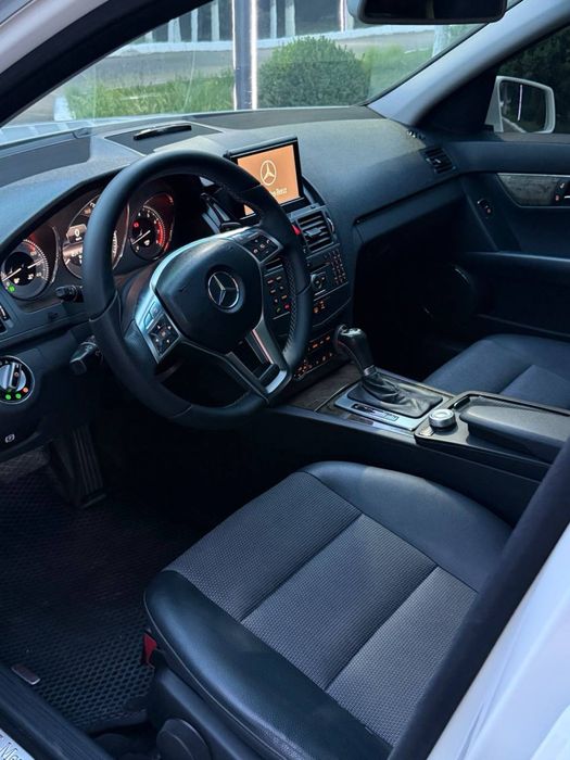 Mercedes benz W204