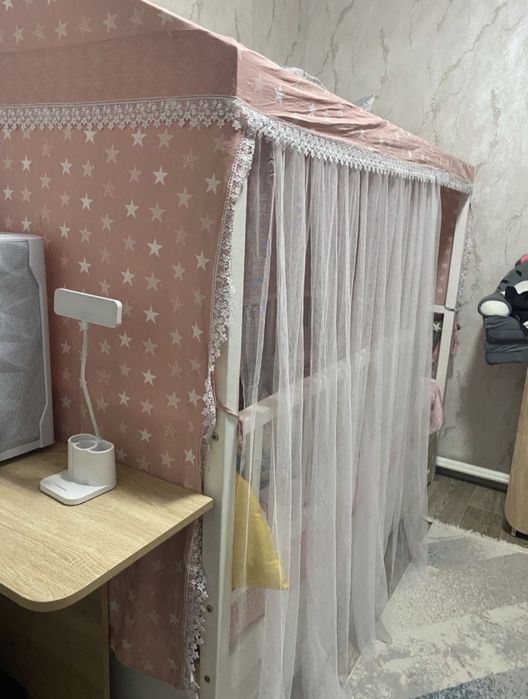 Домик кровать (дерево)