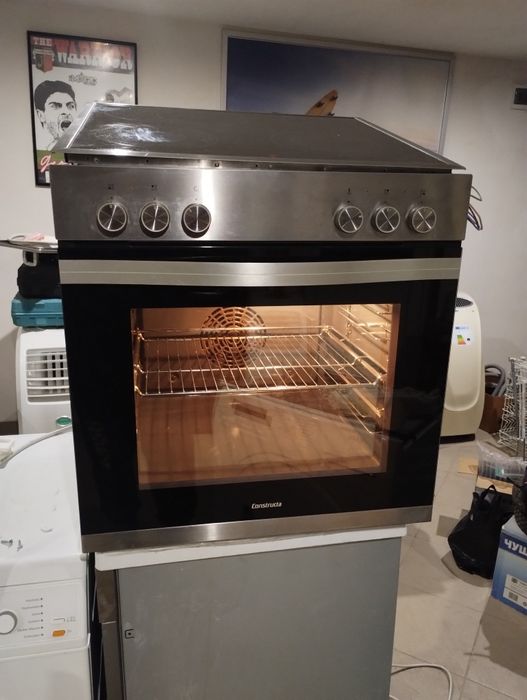 Фурна с плот Constructa 2025 г.