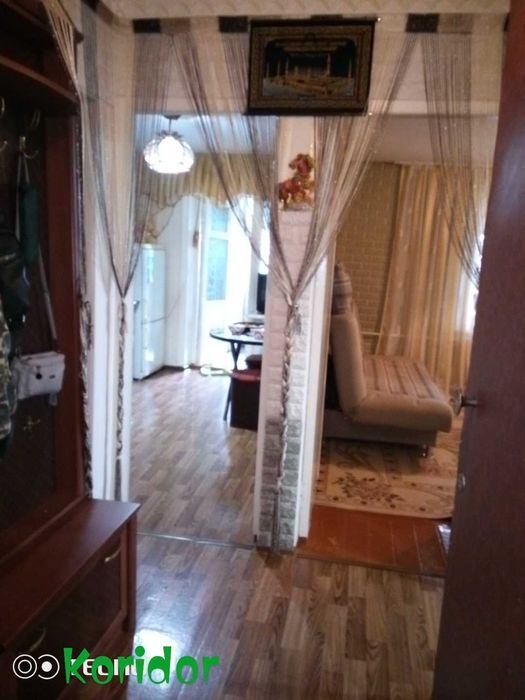 В районе ХАКИМИЯТА продается 2-х комнатная квартира!!!
