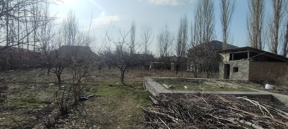 Уй сатылады 12 сотык жер