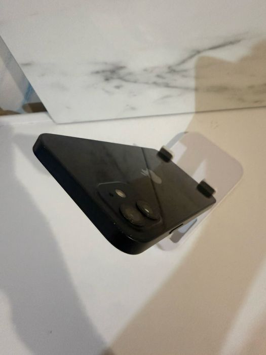 Телефон Iphone 12 64GB