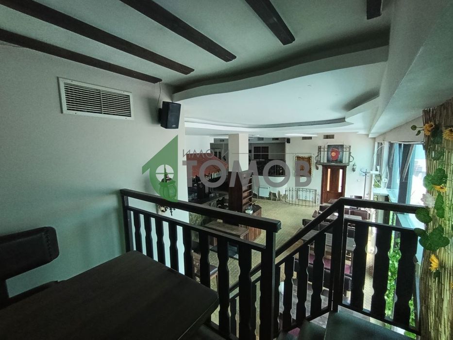 Дава се под наем Заведение в Стара Загора, Център - 200 кв.м за 765 € - Снимка #3