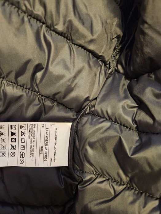 Детско яке за момче BENETTON.