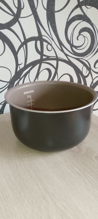 Чаша для мультиварки Philips.