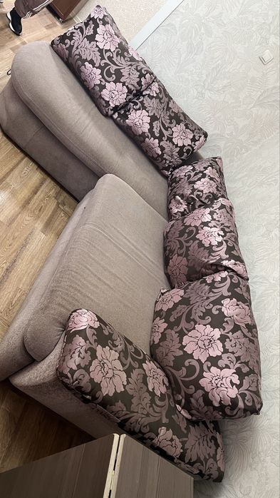 Продам Угловой диван