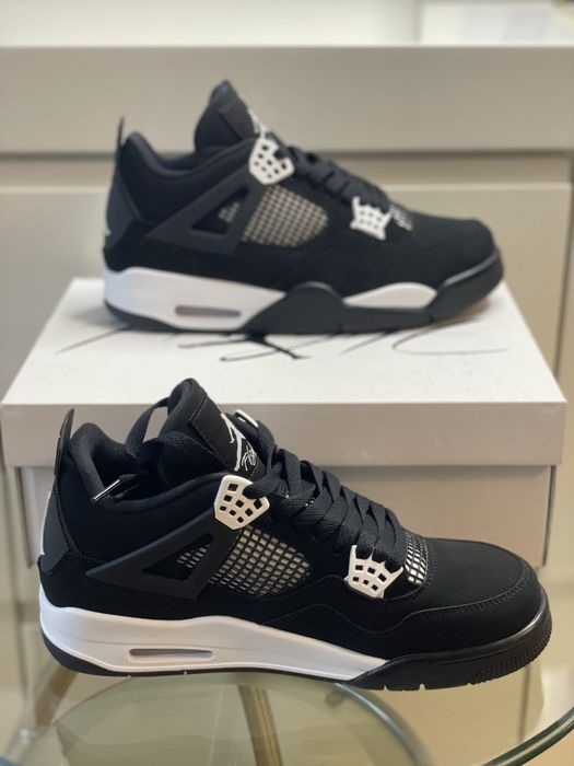 Air Jordan 4 White Thunder Retro Black